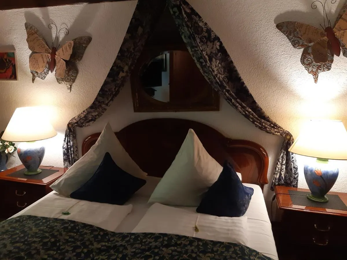 Altfraenkische Weinstube Hotel Rothenburg ob der Tauber Casa de hóspedes
