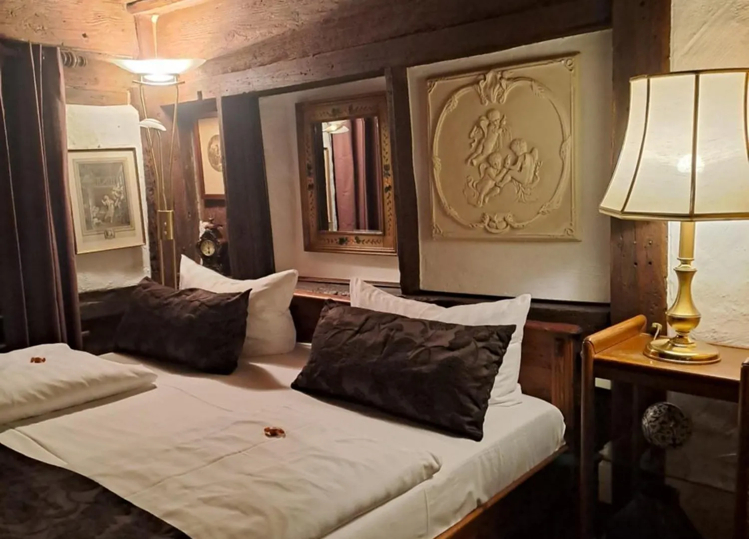 Hotel Altfraenkische Weinstube Rothenburg ob der Tauber
