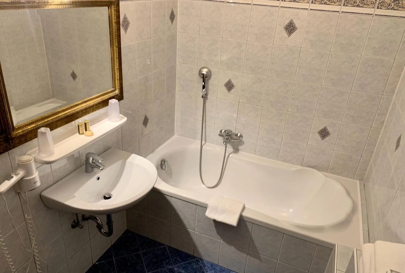 *** Pensionat Altfraenkische Weinstube Hotell Rothenburg ob der Tauber Tyskland